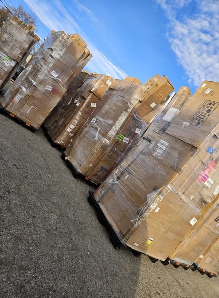 Undeliverable Stacked Pallet - Image 2