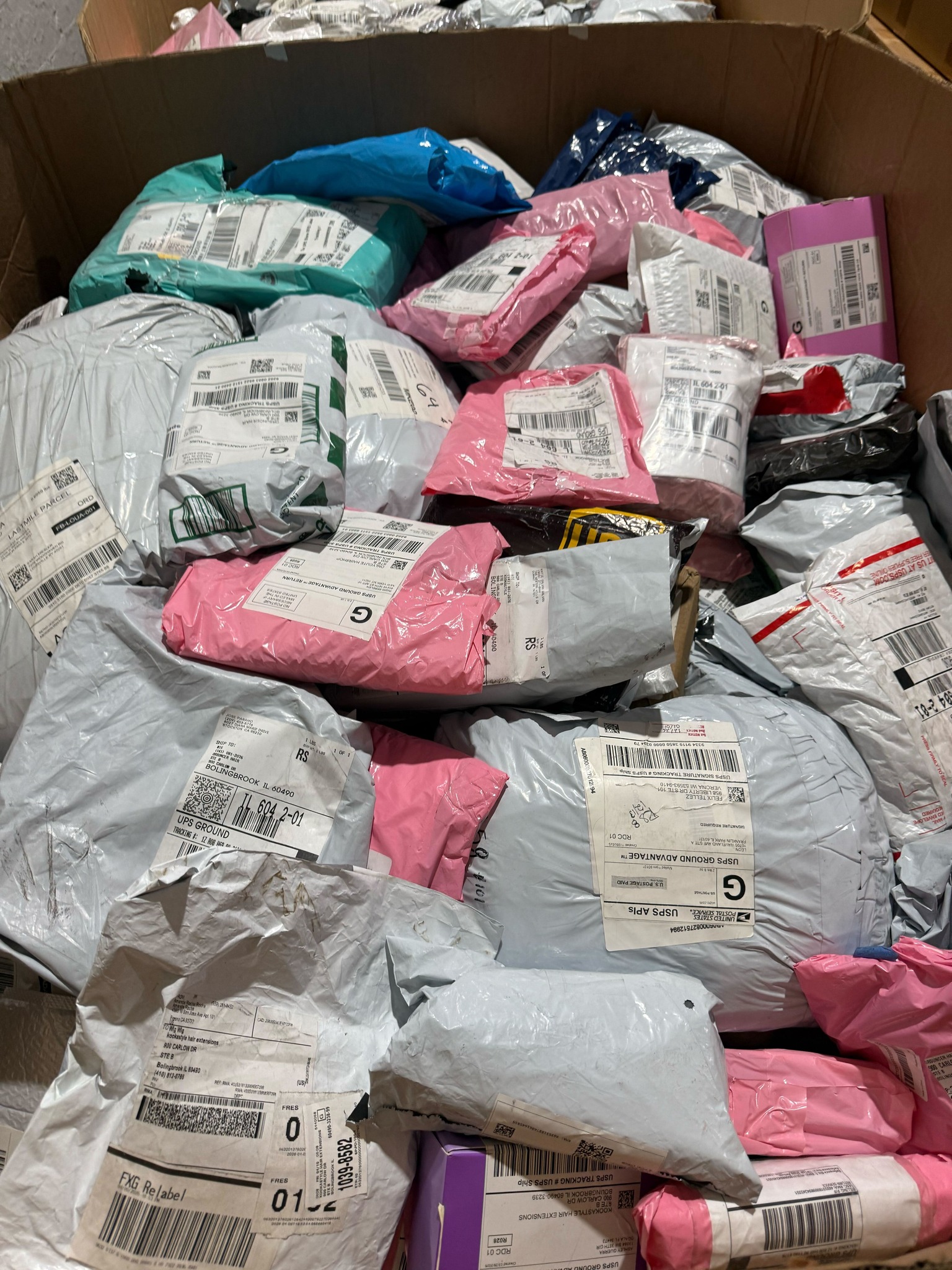 Unclaimed Mail Pallet - Image 3
