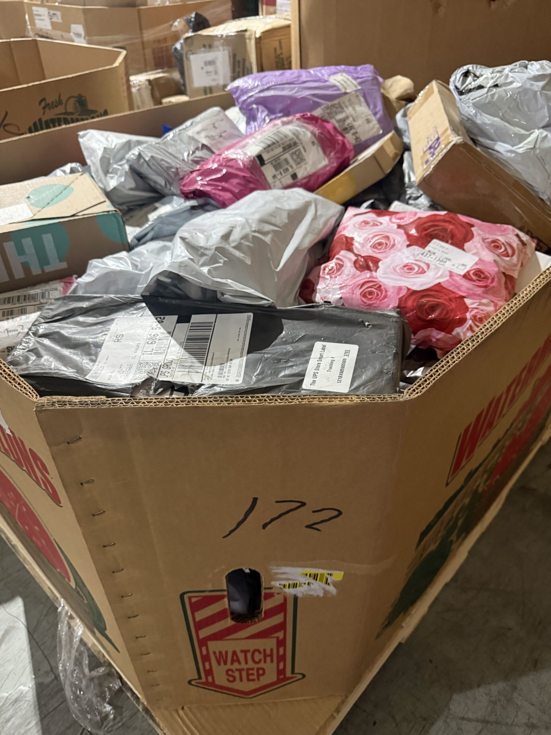 FYP Premium Mail Mix Medium Pallet - 150 Packages - FREE SHIPPING - Image 6